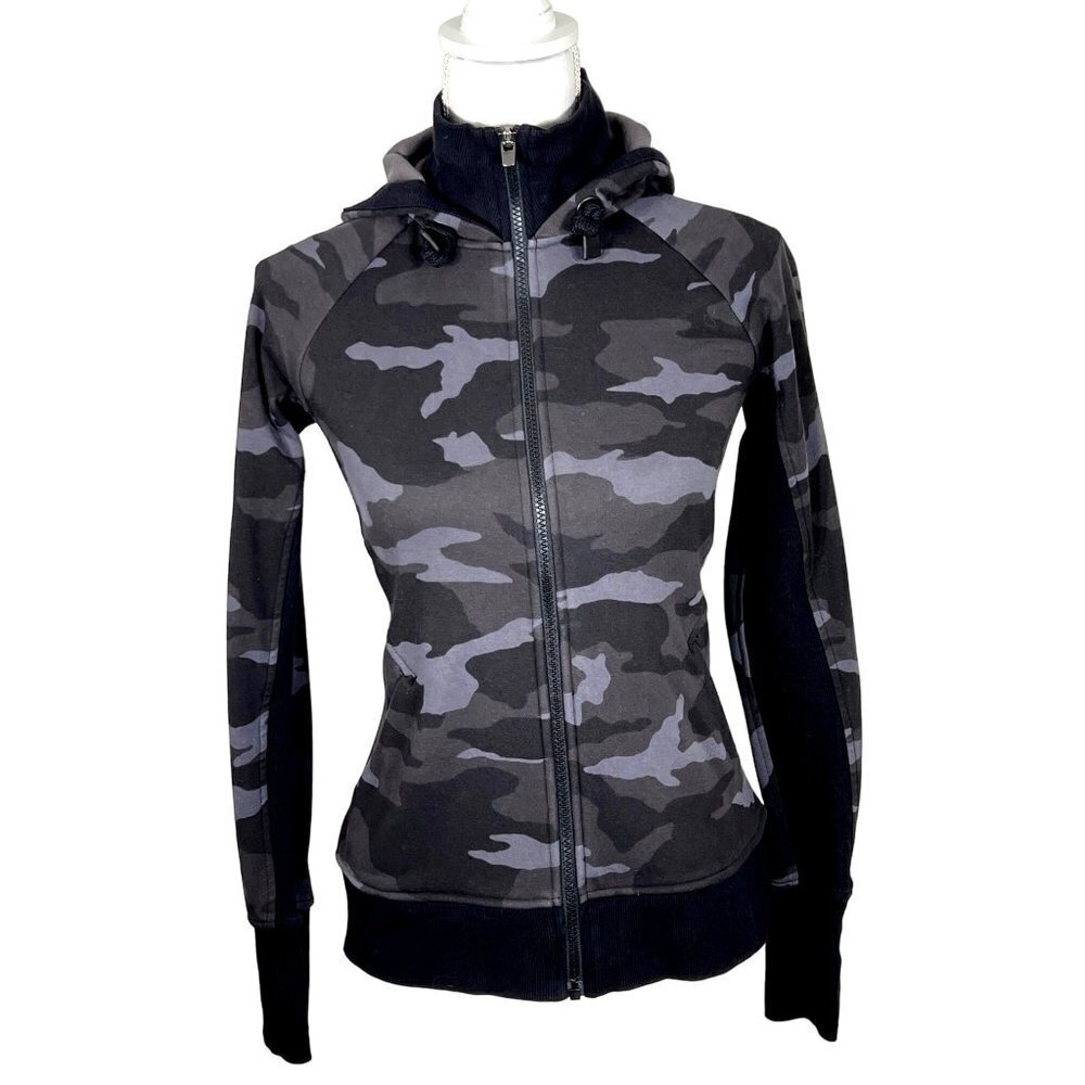 ATHLETA Triumph Printed Black Camo Hoodie Full Zip Sz XS #511504 EUC